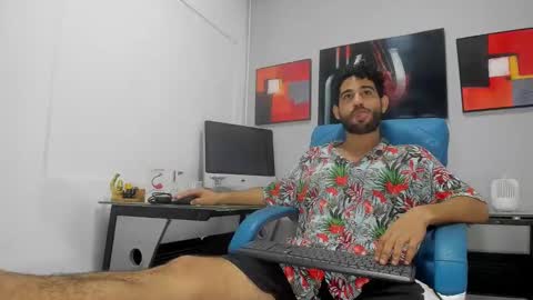 Snapshot of axell_aroon_22 chatting on October 2025 02:15:01 AM AXELL online show from October 2025 02:15:01 AM