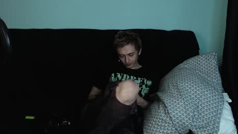 Ian skinny Slawa online show from December 2024 01:31:02 PM