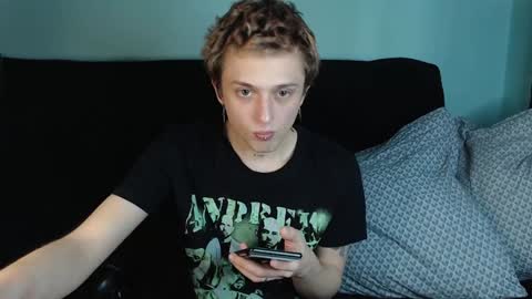 Ian skinny Slawa online show from December 2024 12:02:01 PM