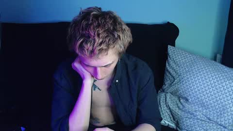 Ian skinny Slawa online show from December 2024 04:30:02 AM