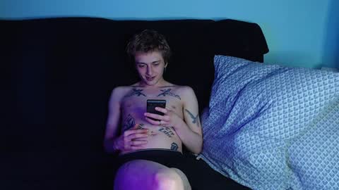 Ian skinny Slawa online show from December 2024 07:31:02 PM