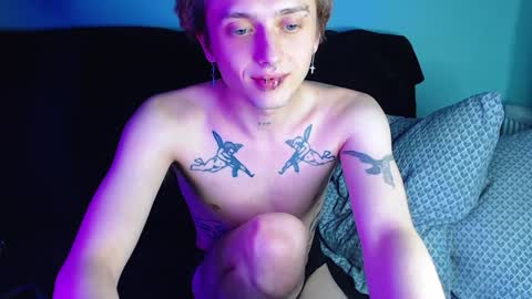 Ian skinny Slawa online show from December 2024 10:36:02 PM