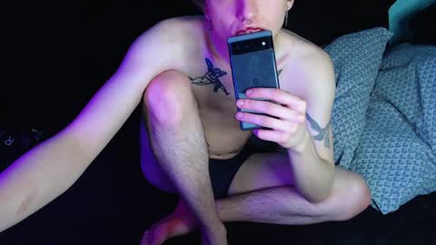 Ian skinny Slawa online show from December 2024 01:28:01 PM