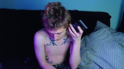Ian skinny Slawa online show from December 2024 06:49:01 PM