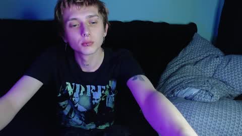 Ian skinny Slawa online show from December 2024 11:06:02 PM