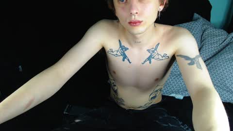 Ian skinny Slawa online show from January 2025 10:46:02 PM