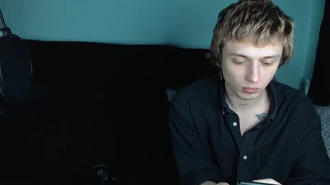 Ian skinny Slawa online show from January 2025 06:02:01 PM