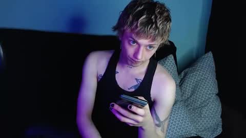 Ian skinny Slawa online show from February 2025 09:59:01 PM