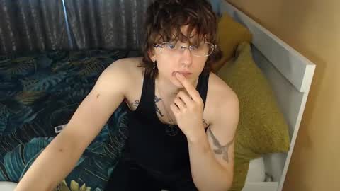 Ian skinny Slawa online show from September 2025 04:23:01 AM