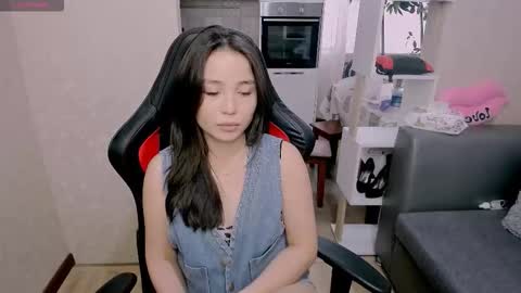 Snapshot of aya_moon chatting on October 2025 04:54:01 AM Aya Moon online show from October 2025 04:54:01 AM