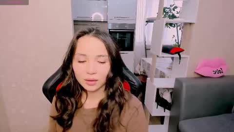 Snapshot of aya_moon chatting on October 2025 03:53:01 AM Aya Moon online show from October 2025 03:53:01 AM