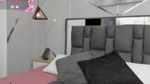 Ayla online show from January 2025 01:41:02 AM