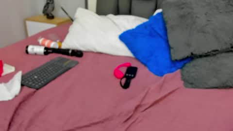 Ayla online show from February 2025 09:11:01 AM