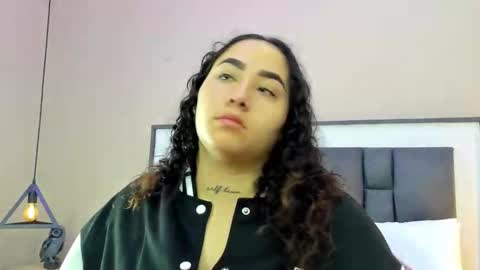 Ayla online show from September 2025 02:13:01 AM