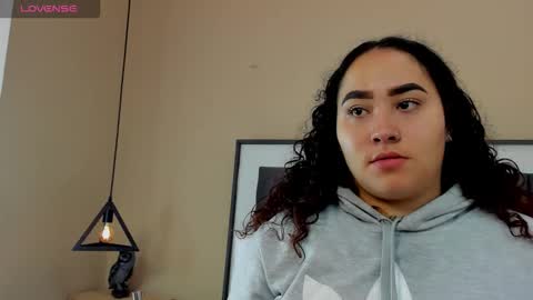 Ayla online show from September 2025 02:13:02 AM