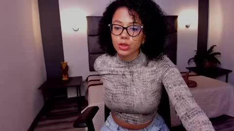 Ayleen online show from February 2025 12:26:02 PM