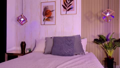 Ayleen online show from September 2025 12:05:02 PM