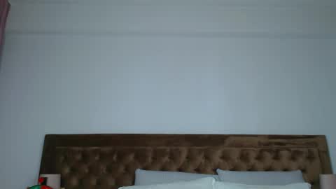 Aylin online show from October 2025 01:58:02 AM