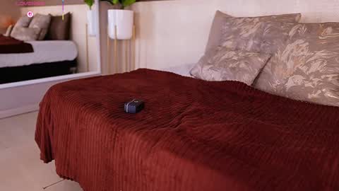 Snapshot of aylinmillerxs chatting on October 2025 03:53:01 PM Aylin Millerxs online show from October 2025 03:53:01 PM