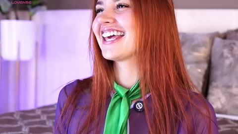 Snapshot of aylinmillerxs chatting on October 2025 08:51:02 PM Aylin Millerxs online show from October 2025 08:51:02 PM