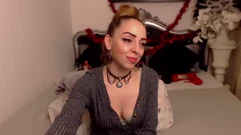 aylynrichard online show from December 2024 09:05:02 AM