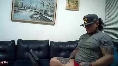 Ayrton naffah2 online show from October 2025 07:47:02 AM