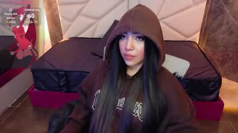 Snapshot of aysel_27 chatting on October 2025 08:42:02 PM Aysel online show from October 2025 08:42:02 PM