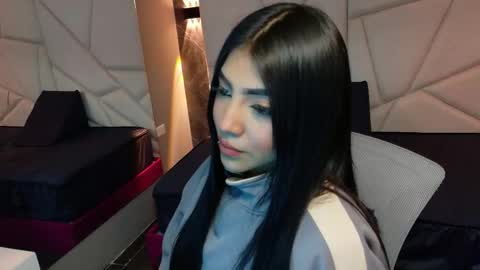 Snapshot of aysel_27 chatting on October 2025 09:37:01 PM Aysel online show from October 2025 09:37:01 PM