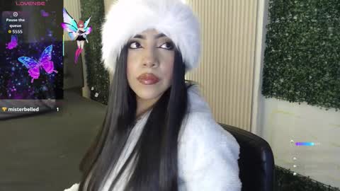 Snapshot of aysel_27 chatting on October 2025 09:06:01 PM Aysel online show from October 2025 09:06:01 PM