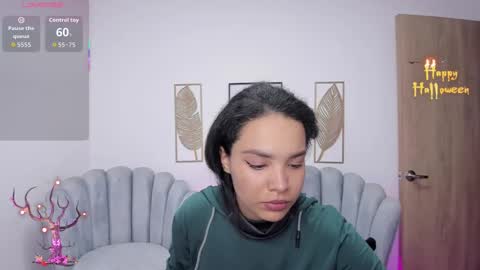 Snapshot of ayshel_cooperr chatting on October 2025 04:20:02 AM ayshel_cooperr online show from October 2025 04:20:02 AM