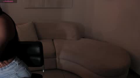 Snapshot of ayshelbrown chatting on November 2025 05:50:02 AM Ayshel online show from November 2025 05:50:02 AM