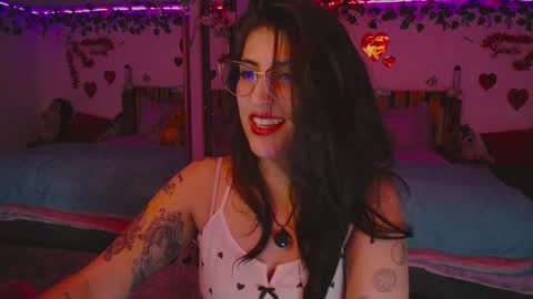 Snapshot of azaaharziz chatting on October 2025 01:01:02 AM Azahar online show from October 2025 01:01:02 AM