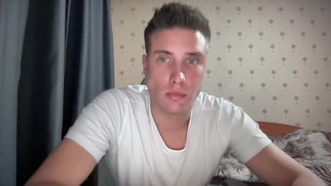 Snapshot of azazelmax chatting on October 2025 09:27:01 PM azazelmax online show from October 2025 09:27:01 PM