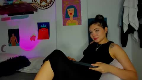 azumie online show from January 2025 07:43:01 PM