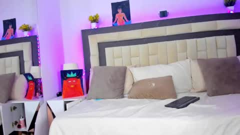 azumie online show from January 2025 02:25:01 PM