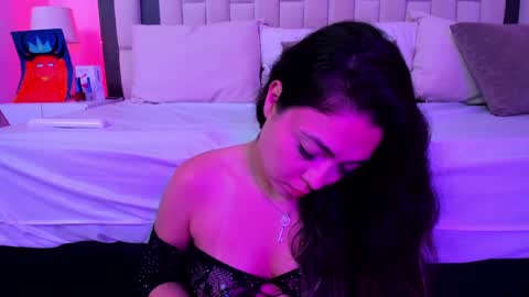 azumie online show from February 2025 06:34:02 PM