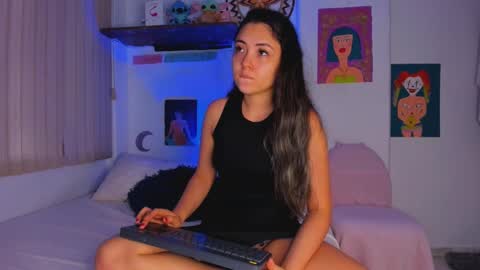 azumie online show from February 2025 07:05:02 PM