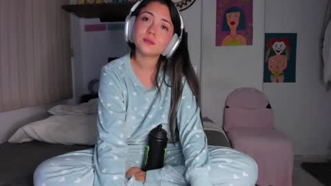 azumie online show from March 2025 08:48:01 PM