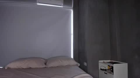 azumie online show from September 2025 01:57:02 PM