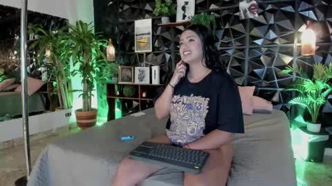 Azuraby online show from September 2025 01:29:02 AM