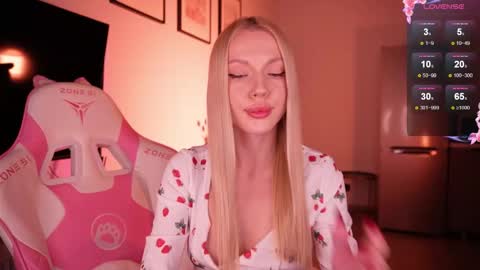 Bonnie  online show from September 2025 12:29:01 PM