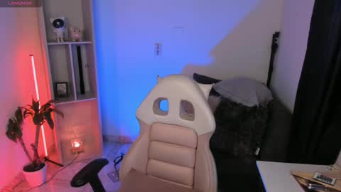 Snapshot of baaby_boyy chatting on November 2025 08:48:02 AM odeley online show from November 2025 08:48:02 AM