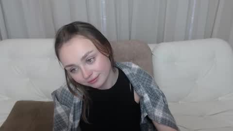 Snapshot of baby_emmaa chatting on January 2025 01:53:01 PM Baby emmaa online show from January 2025 01:53:01 PM