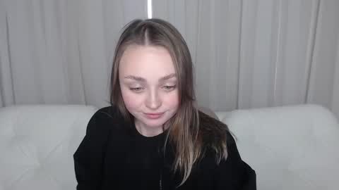Snapshot of baby_emmaa chatting on January 2025 01:35:01 PM Baby emmaa online show from January 2025 01:35:01 PM