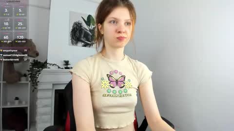 Evalena maybe just Eva online show from February 2025 09:02:01 AM