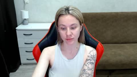 Snapshot of baby_kitte chatting on November 2025 03:07:01 AM baby_kitte online show from November 2025 03:07:01 AM