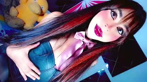 Tatii online show from September 2025 01:43:01 AM