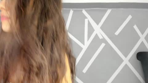 Snapshot of babyaylin chatting on December 2024 12:07:02 PM Aylin online show from December 2024 12:07:02 PM