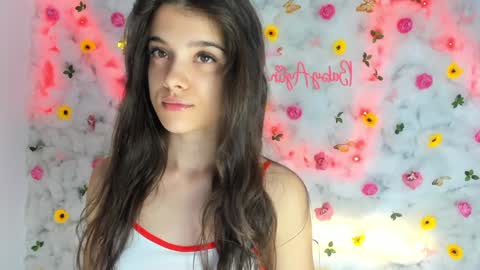 Snapshot of babyaylin chatting on January 2025 06:13:02 AM Aylin online show from January 2025 06:13:02 AM