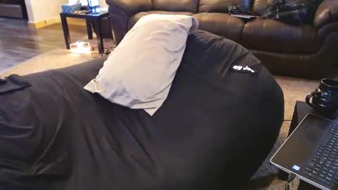 Snapshot of babydick4u2c chatting on December 2024 02:36:02 AM BabyDick online show from December 2024 02:36:02 AM